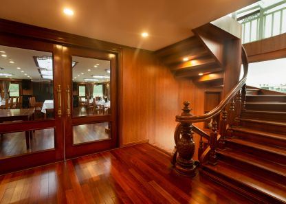 Modern Luxury and Spacious Design in Calypso Cruise